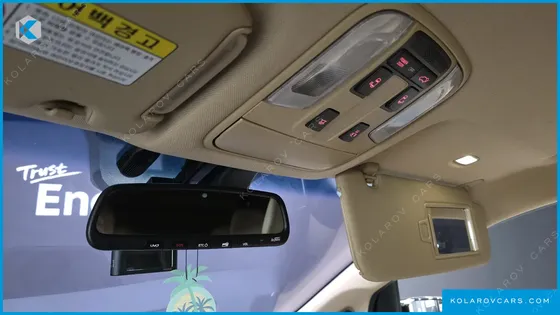 KIA CARNIVAL 9-SEATER HI-LIMOUSINE