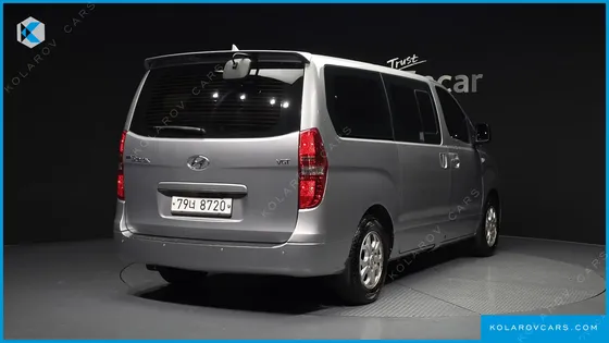 HYUNDAI STAREX 12-SEATER WAGON