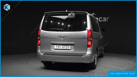 HYUNDAI STAREX 12-SEATER WAGON