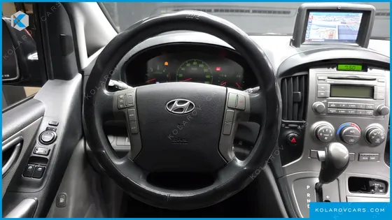 HYUNDAI STAREX 12-SEATER WAGON