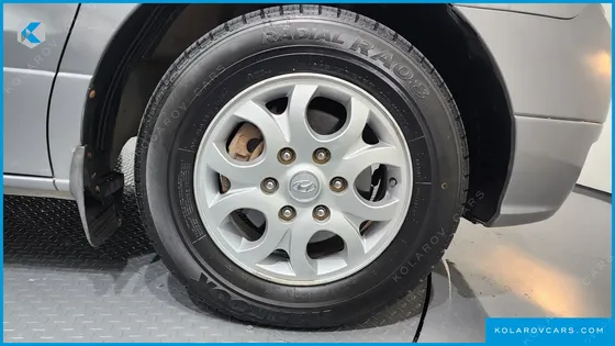 HYUNDAI STAREX 11-SEATER WAGON