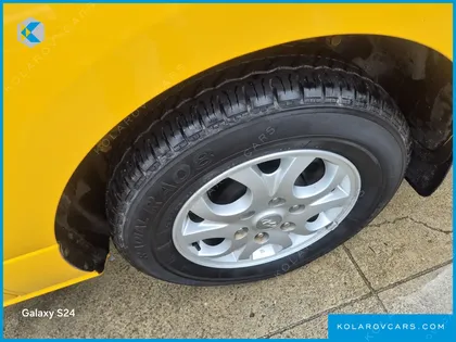 HYUNDAI STAREX GUARD CAR OF CHILDREN