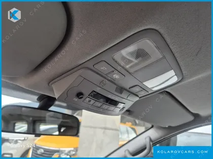 HYUNDAI STAREX GUARD CAR OF CHILDREN