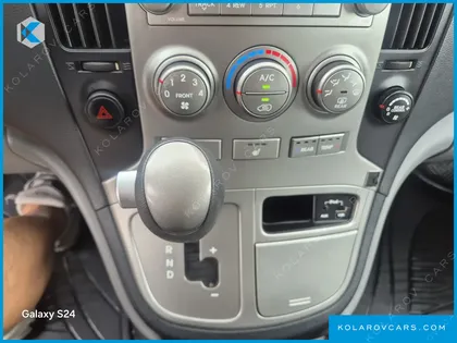 HYUNDAI STAREX GUARD CAR OF CHILDREN