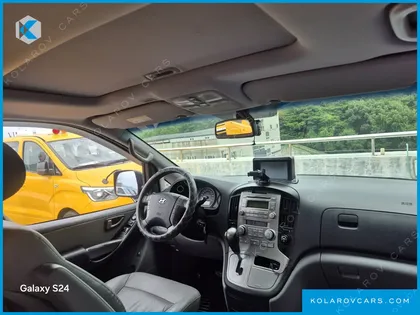 HYUNDAI STAREX 11-SEATER WAGON HVX