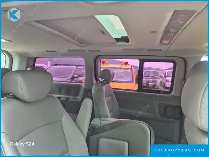 HYUNDAI STAREX 11-SEATER WAGON HVX