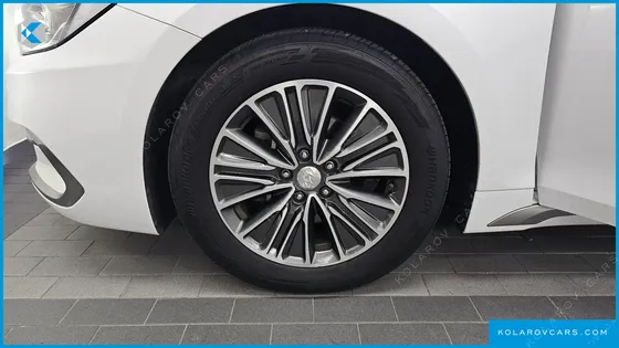 HYUNDAI GRANDEUR EXCLUSIVE
