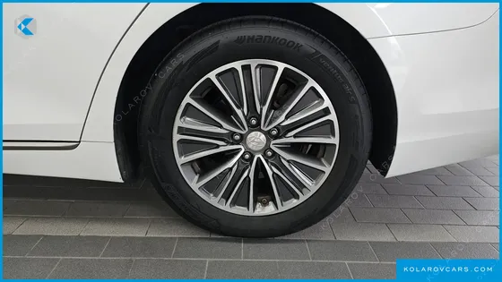 HYUNDAI GRANDEUR EXCLUSIVE