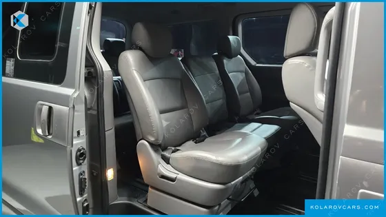 HYUNDAI STAREX 11-SEATER WAGON HVX