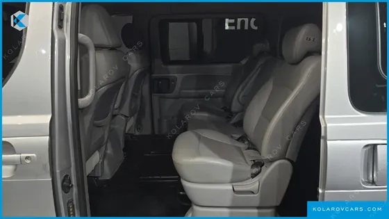 HYUNDAI STAREX 11-SEATER WAGON HVX