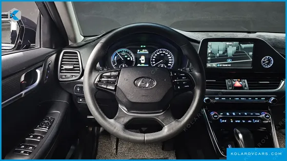 HYUNDAI GRANDEUR EXCLUSIVE