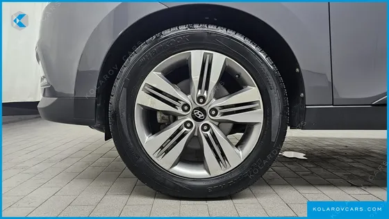 HYUNDAI TUCSON DIESEL(E-VGT) 2WD