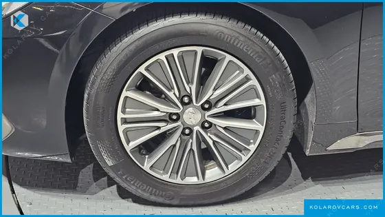 HYUNDAI GRANDEUR EXCLUSIVE