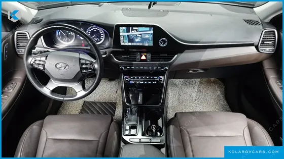 HYUNDAI GRANDEUR EXCLUSIVE