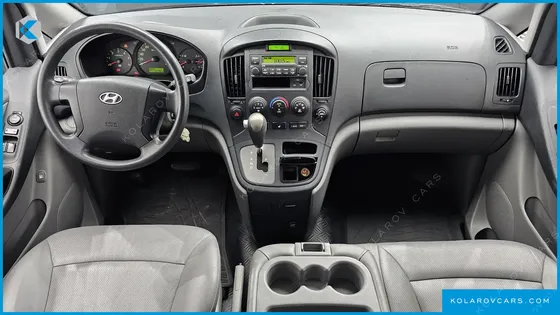 HYUNDAI STAREX 12-SEATER WAGON
