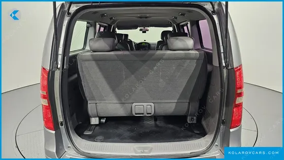 HYUNDAI STAREX 12-SEATER WAGON