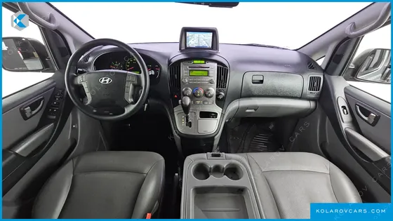 HYUNDAI STAREX 12-SEATER WAGON