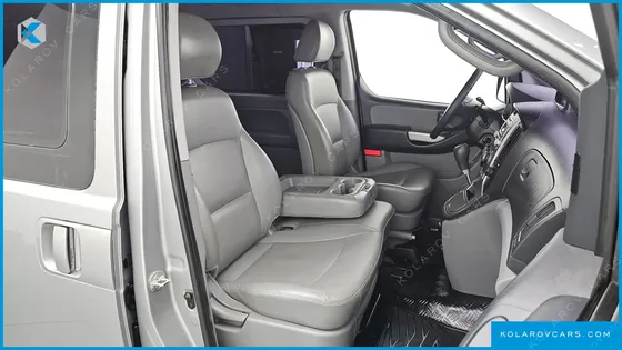 HYUNDAI STAREX 12-SEATER WAGON
