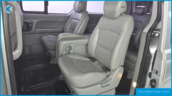 HYUNDAI STAREX 12-SEATER WAGON