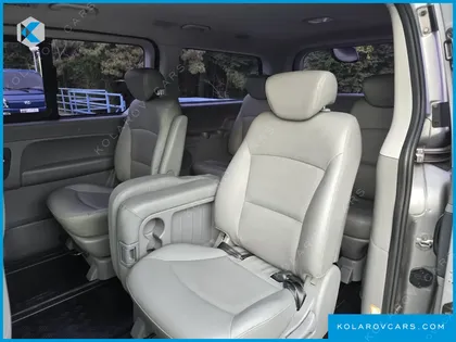 HYUNDAI STAREX 12-SEATER WAGON