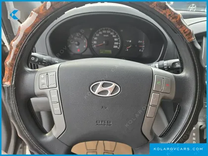 HYUNDAI STAREX 12-SEATER WAGON