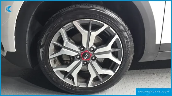KIA SELTOS GASOLINE 1.6 TURBO 2WD
