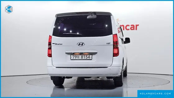 HYUNDAI STAREX 11-SEATER WAGON