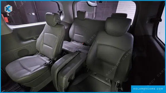 HYUNDAI STAREX 11-SEATER WAGON