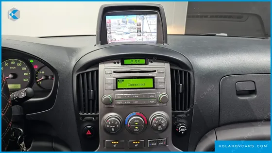HYUNDAI STAREX 11-SEATER WAGON