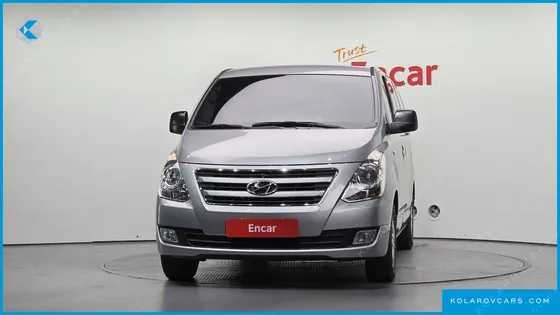 HYUNDAI STAREX 12-SEATER WAGON