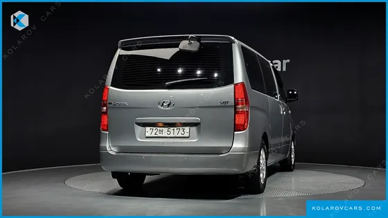 HYUNDAI STAREX 11-SEATER WAGON