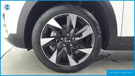 KIA SELTOS GASOLINE 1.6 TURBO 2WD