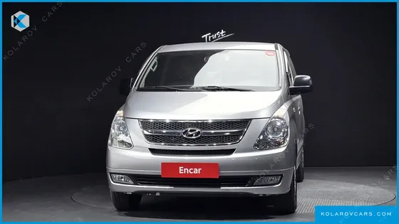 HYUNDAI STAREX 12-SEATER WAGON