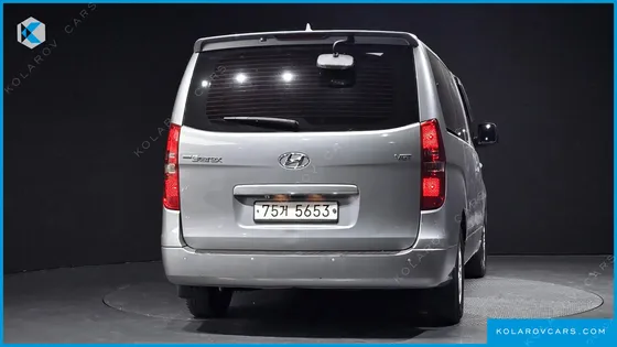 HYUNDAI STAREX 12-SEATER WAGON
