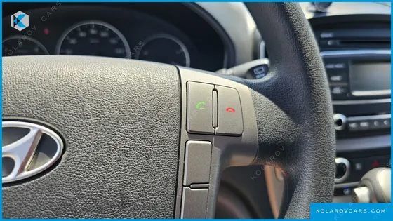 HYUNDAI STAREX 12-SEATER WAGON