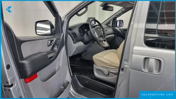 HYUNDAI STAREX CAMPING CAR