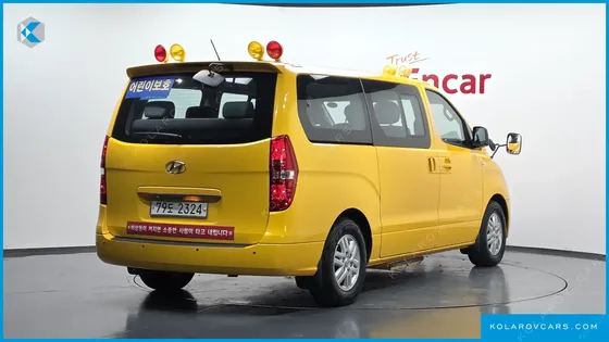 HYUNDAI STAREX GUARD CAR OF CHILDREN