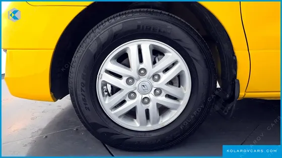 HYUNDAI STAREX GUARD CAR OF CHILDREN
