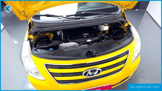 HYUNDAI STAREX GUARD CAR OF CHILDREN
