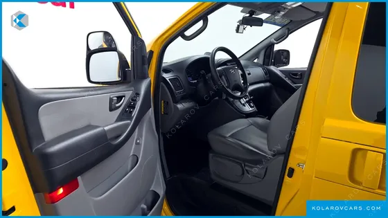 HYUNDAI STAREX GUARD CAR OF CHILDREN