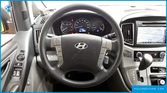 HYUNDAI STAREX GUARD CAR OF CHILDREN