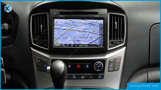 HYUNDAI STAREX GUARD CAR OF CHILDREN
