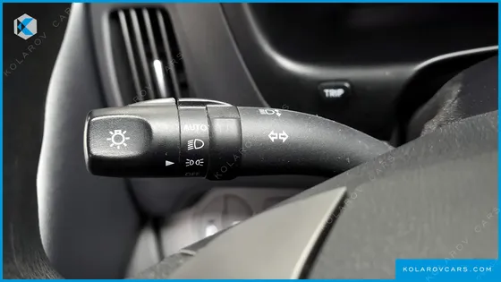 HYUNDAI STAREX GUARD CAR OF CHILDREN