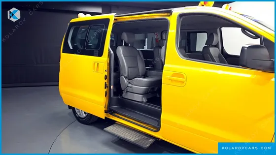 HYUNDAI STAREX GUARD CAR OF CHILDREN