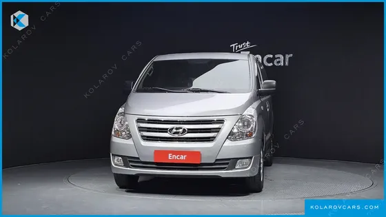HYUNDAI STAREX 3-SEATER VAN