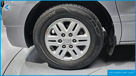 HYUNDAI STAREX 3-SEATER VAN