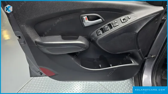 HYUNDAI TUCSON DIESEL(E-VGT) 2WD