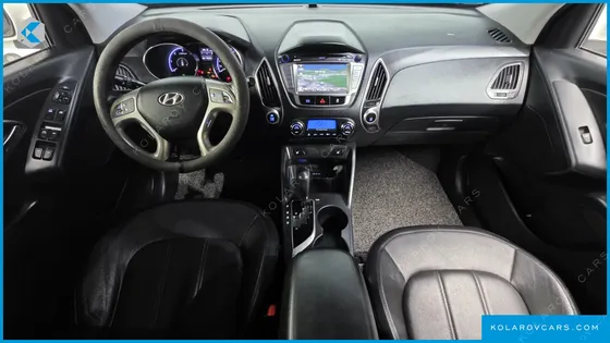 HYUNDAI TUCSON DIESEL 2WD LX20