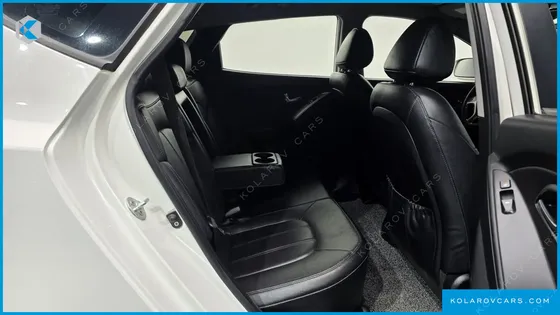 HYUNDAI TUCSON DIESEL 2WD LX20