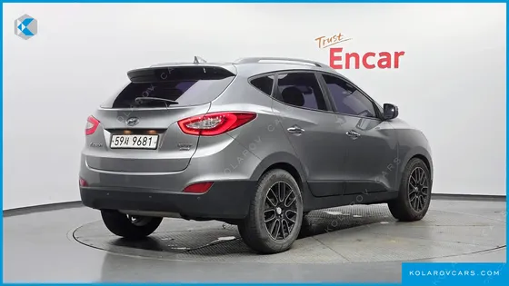 HYUNDAI TUCSON DIESEL(E-VGT) 4WD